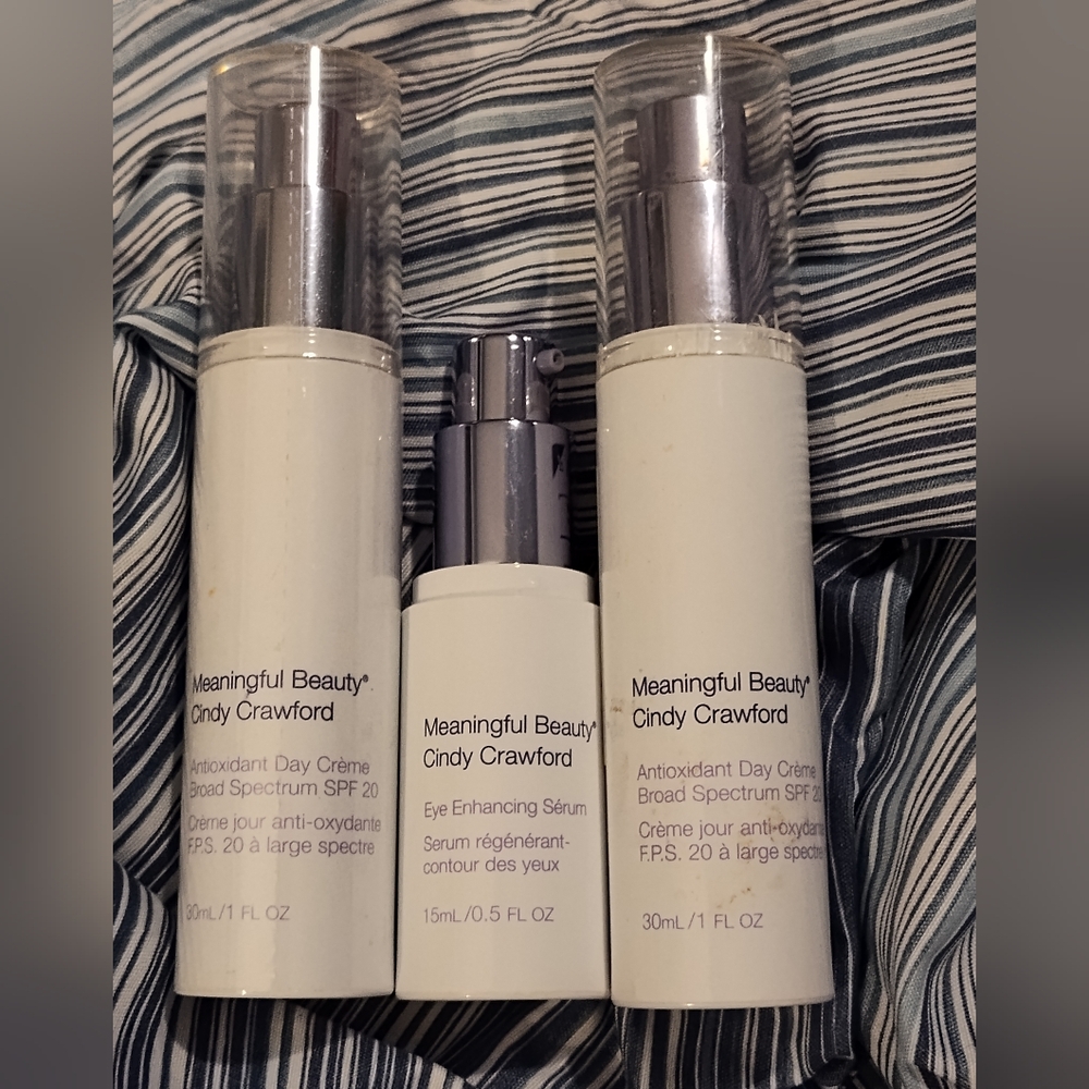 Cindy CC Crawford Meaningful Beauty Bundle